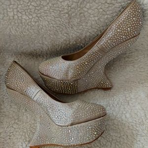 Womens Gold Wedged Platform Womens Shoes